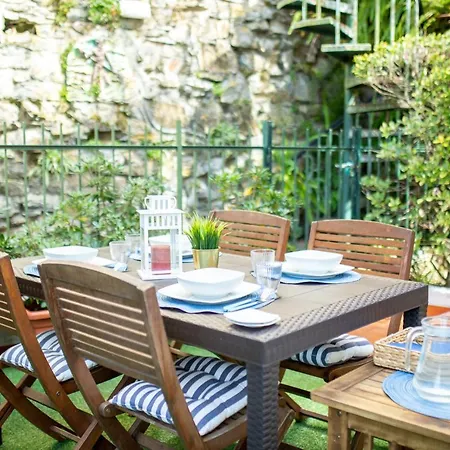 Terrazza • Con Piscina Idromassaggio Parcheggio Gratis • Giardino • Wi-fi 아파트
