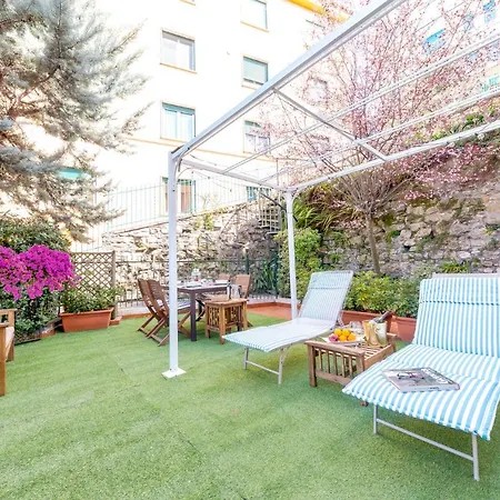 Terrazza • Con Piscina Idromassaggio Parcheggio Gratis • Giardino • Wi-fi 라팔로